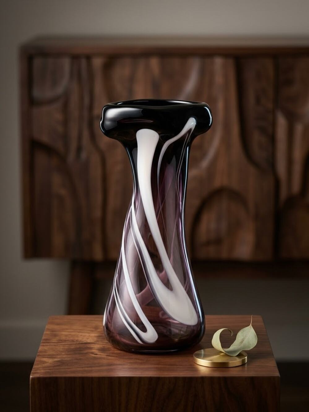 Vintage Margie's Garden California Hand-Blown Amethyst Purple Art Glass Vase